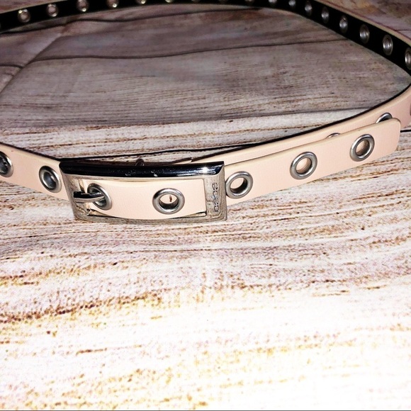 BeBe Light Pink Skinny Belt With Grommets Size L - Picture 2 of 4